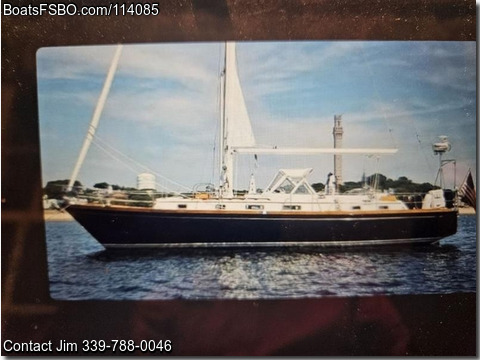 43' 1980 Bristol Ted Hood Center Cockpit Design BoatsFSBOgo